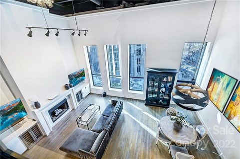 127 N Tryon Street 603