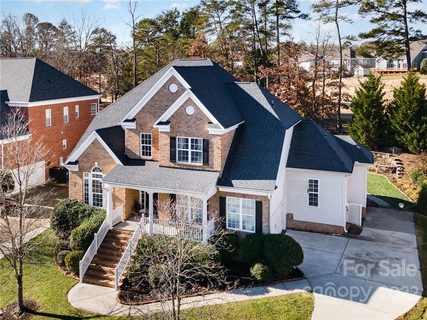 10488 Spring Tree Lane