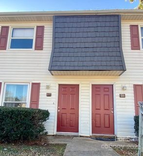 7957 Shady Oak Trail