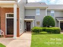 2924 Iron Gate Lane sold home in Charlotte, SC
