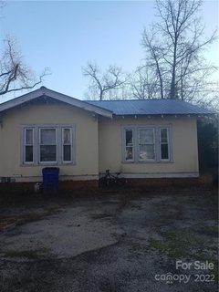1050 East Main Street sold home in Morrow Heights, Albemarle, NC