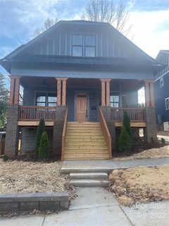 2021 St Luke Street