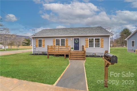 84 Belle Meade Drive sold home in Brookwood, Waynesville, NC