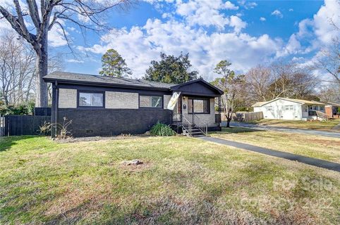 2300 Falmouth Road