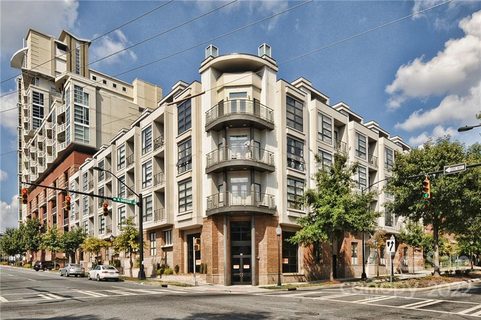 525 6th Street 317 sold home in Court 6, Charlotte, NC