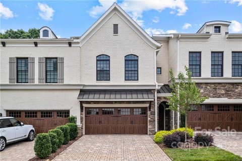 5022 Vernet Lane sold home in Avignon at Southpark, Charlotte, NC