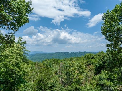 000 Skyway Drive sold lot in Sky Village, Hendersonville, NC