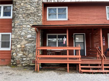28 Katydid Lane sold home in Hemlock Villas, Maggie Valley, NC