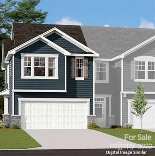 1123 Bigelow Street 285 / Briana