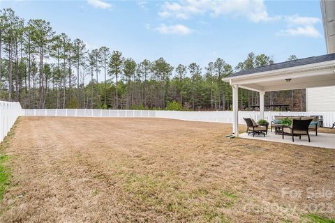 15109 Red Canoe Way