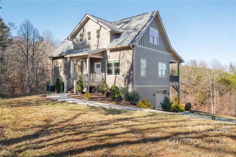 17 Spicebush Lane sold home in Spicewood Hills, Weaverville, NC