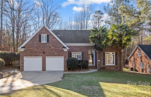 8128 Sealey Court