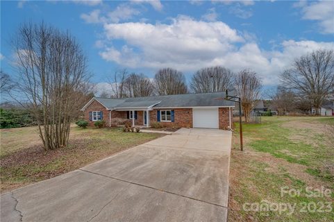 255 Asheland Drive sold home in East Fork, Ellenboro, NC