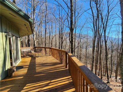 1050 Fern Trail sold home in Balsam Forest, Waynesville, NC