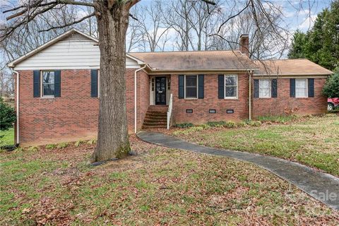 1719 Woodrun Circle
