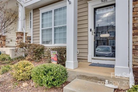 931 Copperstone Lane