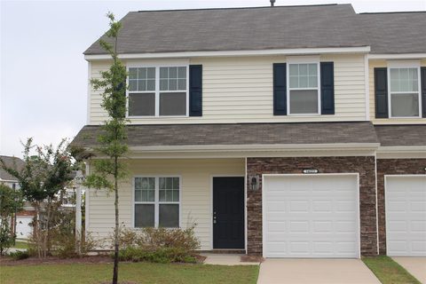14222 Tamarack Drive