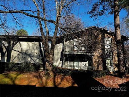 5026 Sardis Road E