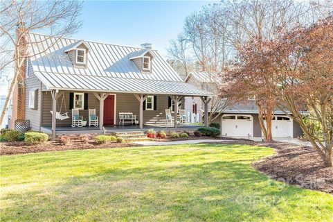 8855 Dog Leg Road sold home in Sherwood Shores, Sherrills Ford, NC