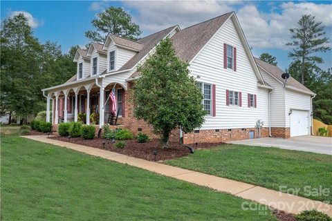 2005 Whiskery Court sold home in Derby Downs, York, SC