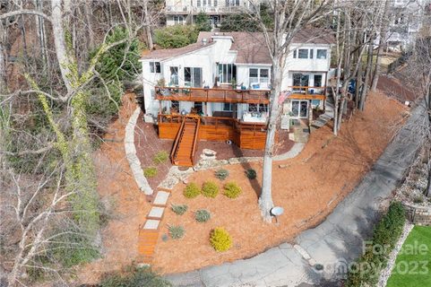 1087 Palmyra Drive