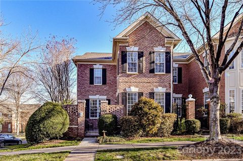Previously sold for $595,000