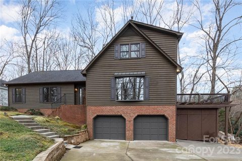 10300 Stonemede Lane sold home in Providence Ridge, Matthews, NC
