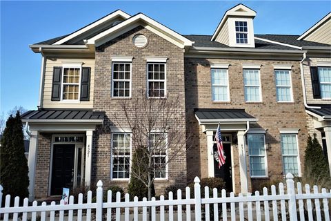 4321 Courtly Lane