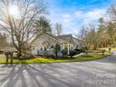 681 E Park Place sold home in Hendersonville, SC