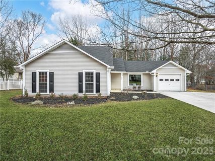 33 Southchase Drive