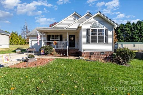 182 Periwinkle Street sold home in Highland View, Lincolnton, NC
