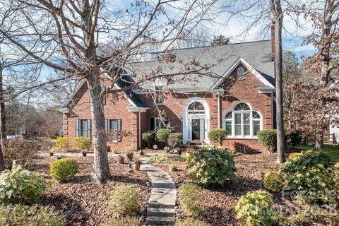 10818 Whitfield Ridge Drive