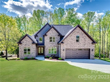 2676 Touchstone Circle