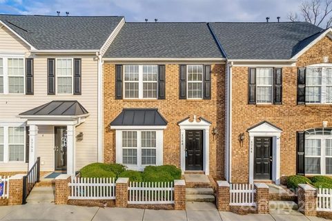1748 Chamberside Drive