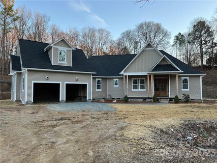 911 Silver Fox Drive sold home in Foxwood Acres, Concord, NC