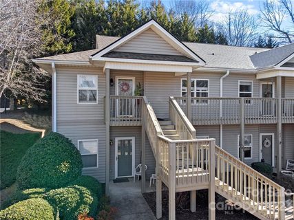 108 Carlyle Way