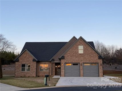 4290 Holly Circle sold home in Walnut Ridge, Conover, NC