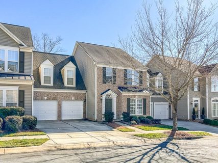 10304 Linksland Drive