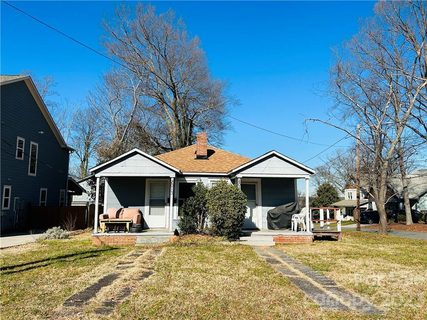 2013 Pinckney Avenue