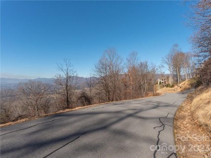17 Broken Arrow Trail
