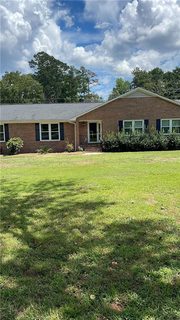 1225 Meadow Lakes Road 3