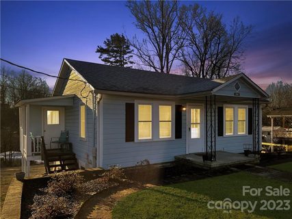 390 State Street sold home in Catawba Heights, Marion, NC