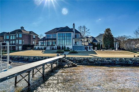 17605 Spinnakers Reach Drive