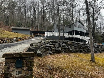 100 Pearson Lane sold home in Lynch Cove, Black Mountain, NC