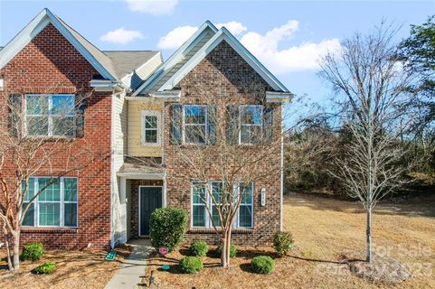 8996 Lanark Lane
