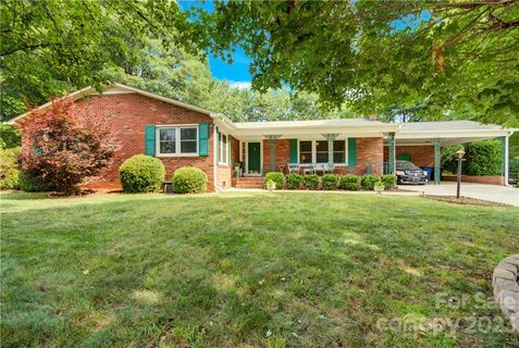706 Hedrick Drive 8