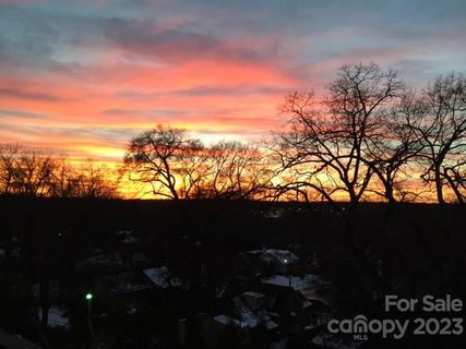 2810 Selwyn Avenue 415 sold condo in Tranquil Court, Charlotte, NC