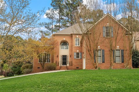 Previously sold for $710,000