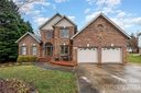 1869 Plaza Drive sold home in Hickory, SC