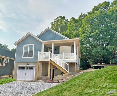 1102 Blueview Drive